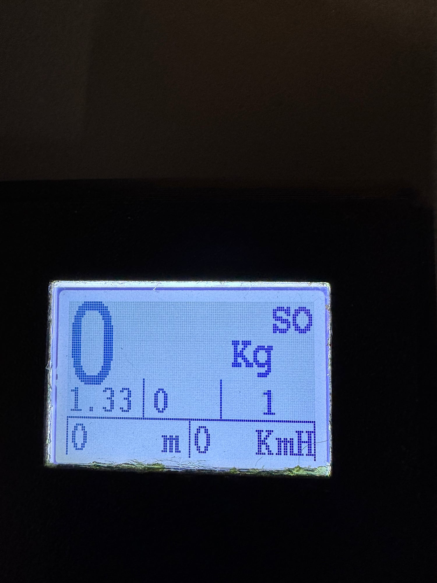 Lit display: 0 kg tension, solo mode